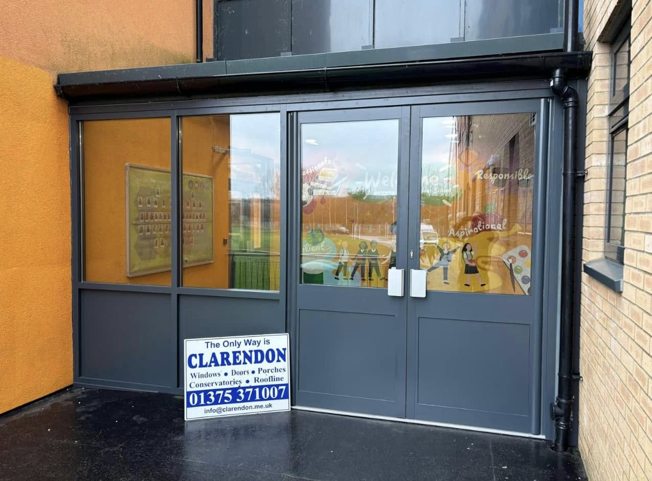 Aluminium commercial shopfront